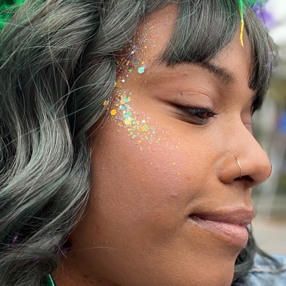 Meet your Posher, Monique